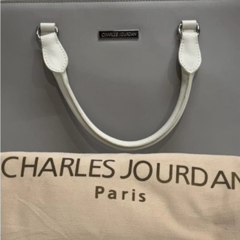 NWOT Charles Jourdan Gray Tote Bag Structured Design
